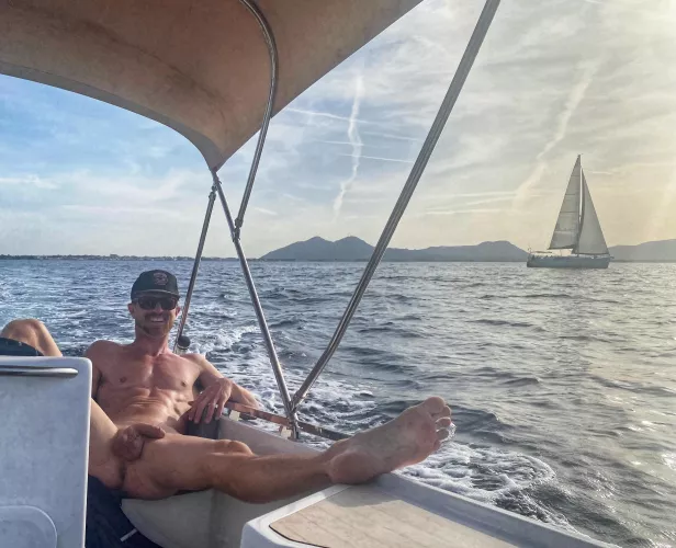 Who wants a boat ride by Jdenley311