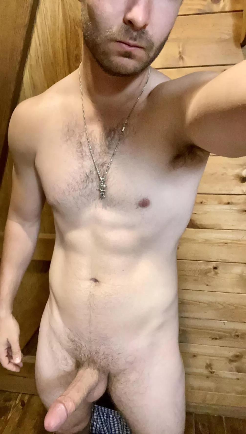 Who wants to join the vacation? posted by paradescarg