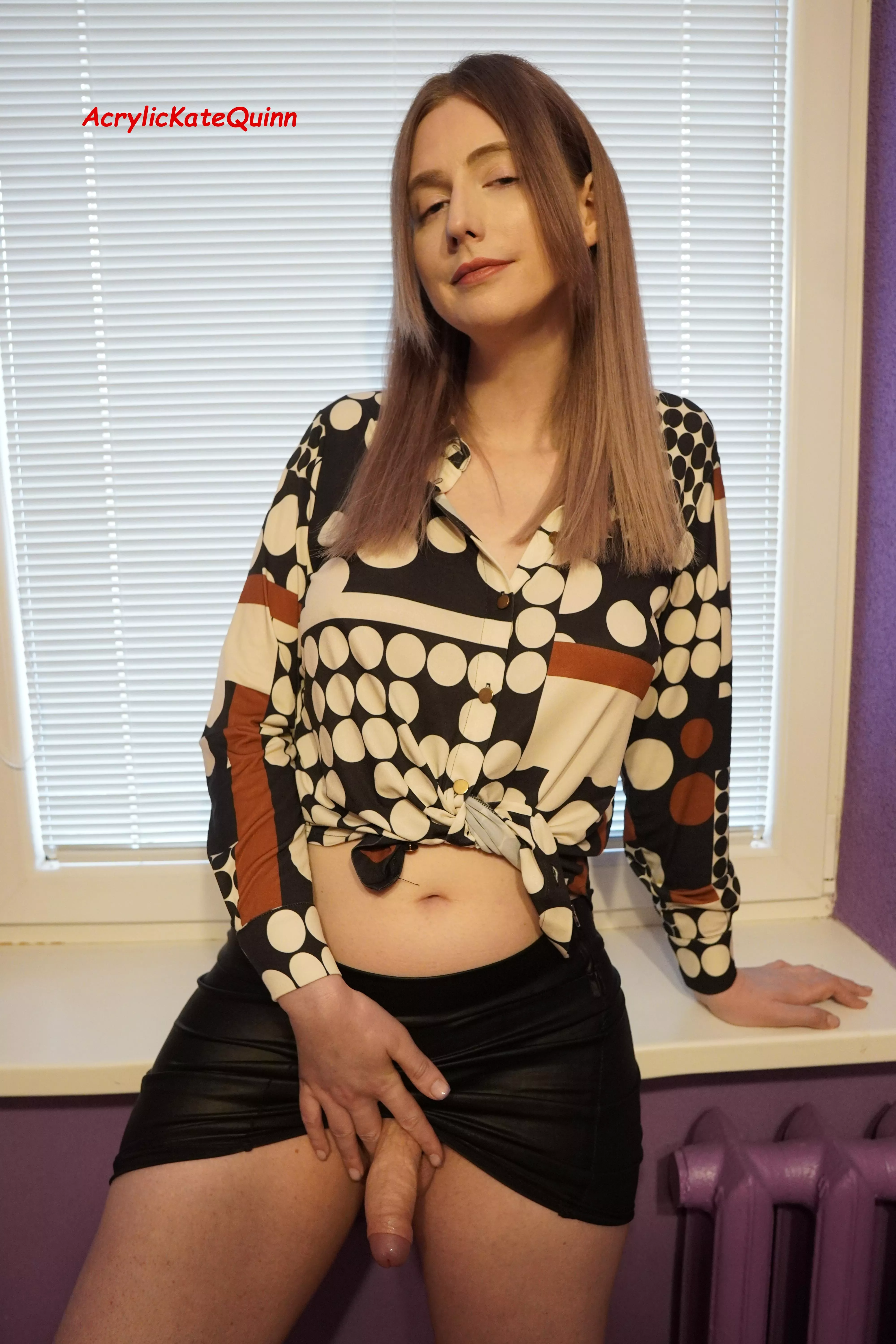 Will you get on your knees for mommy? posted by AcrylicKateQuinn