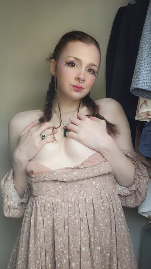 Would you consider this a nice handful by DreamCreamKitten