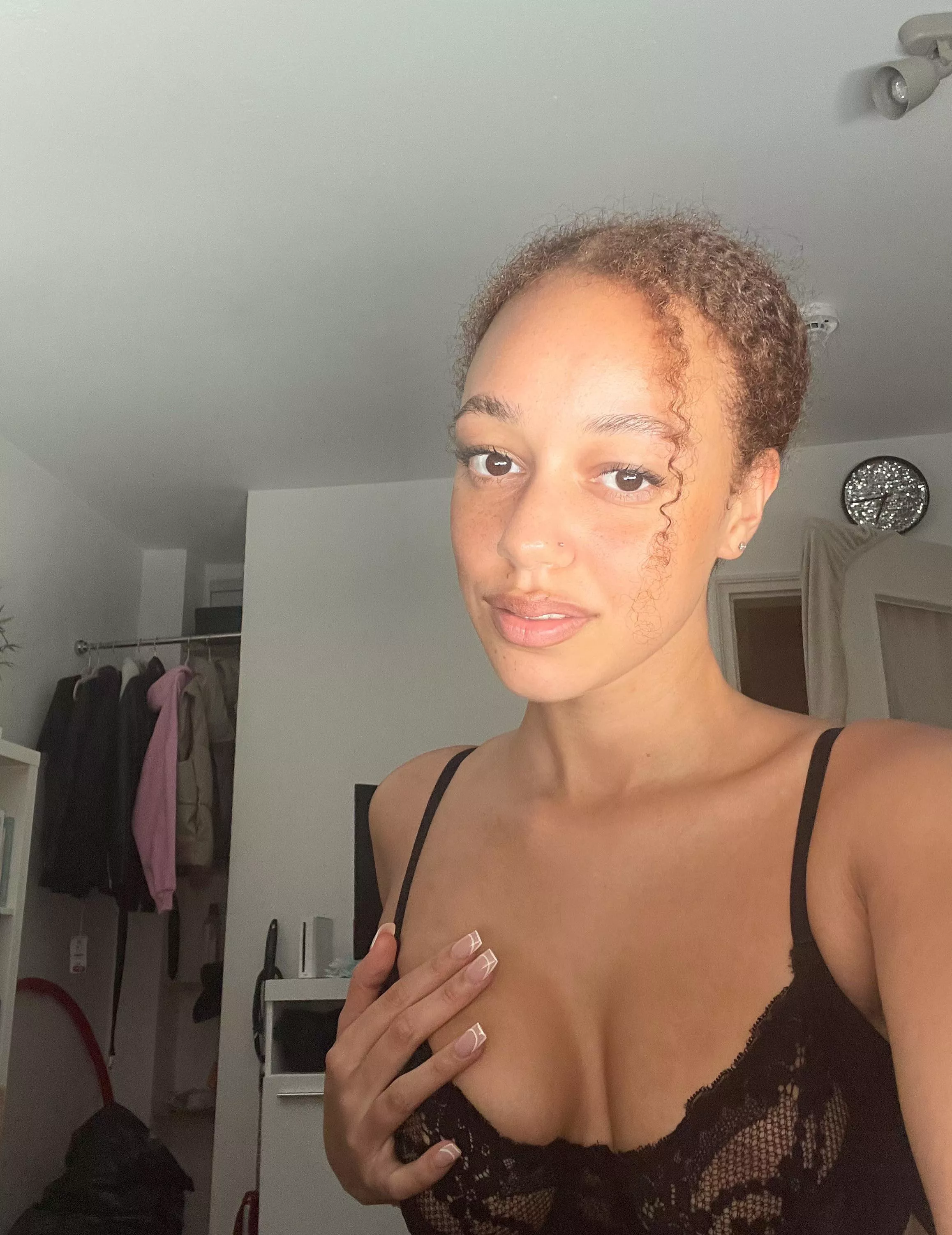 Would you date a latina like me? f19 posted by stayshyendless