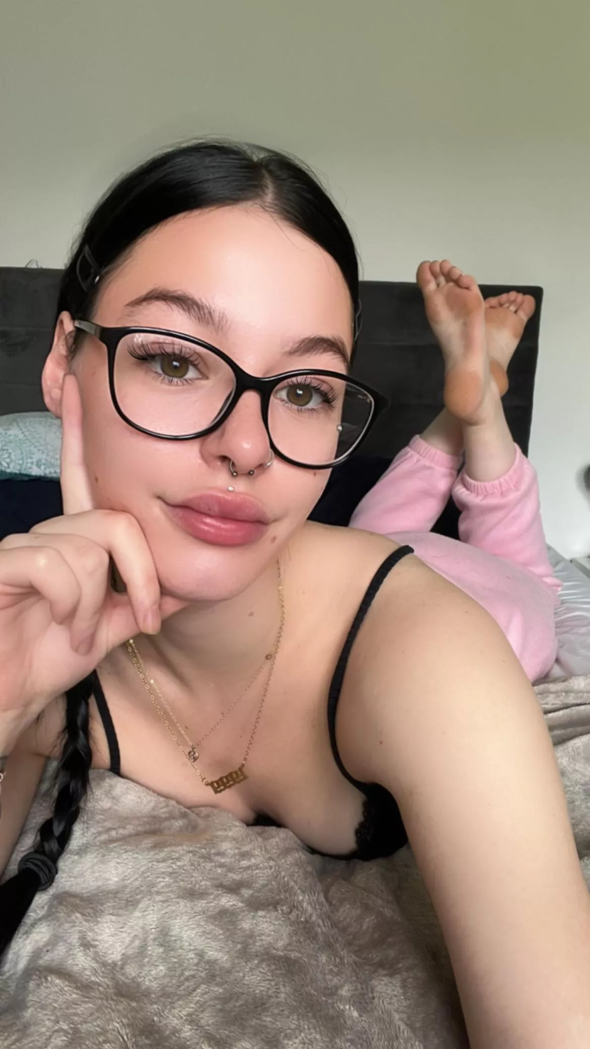 would you tickle my feet in this position? posted by External-Seat7337