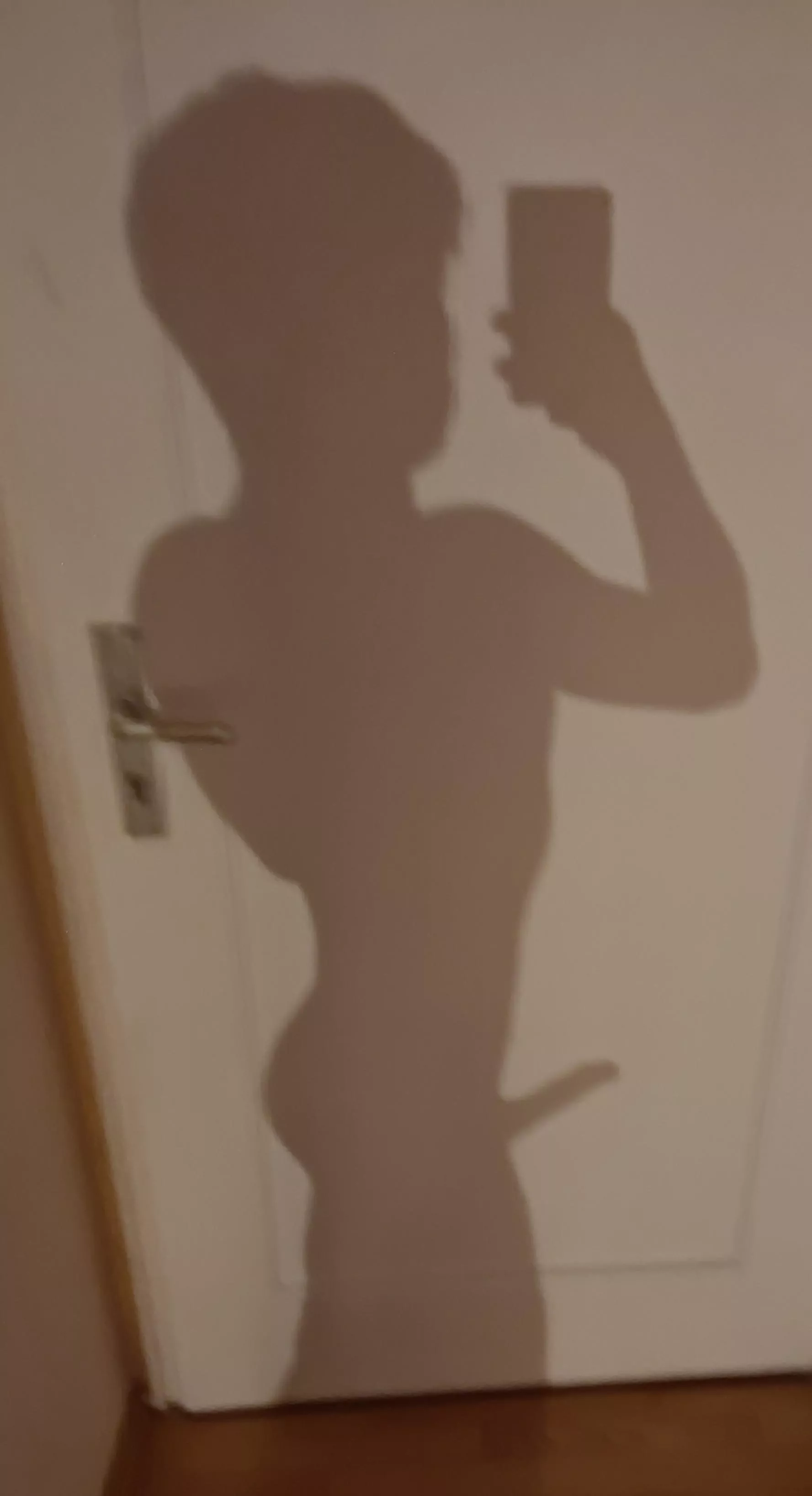 [18] a little bit of shadow fun 😶 posted by femboy_for_u