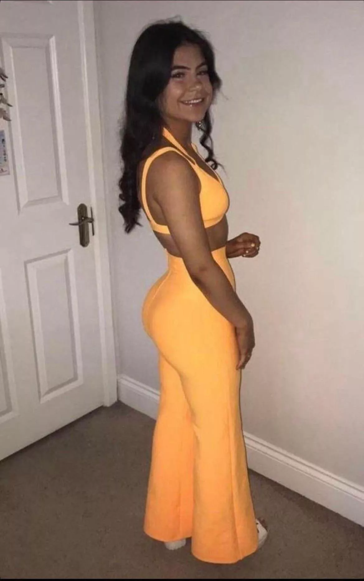 Danielle ready to hit the town… what we saying? posted by FINACIALADVISOR420