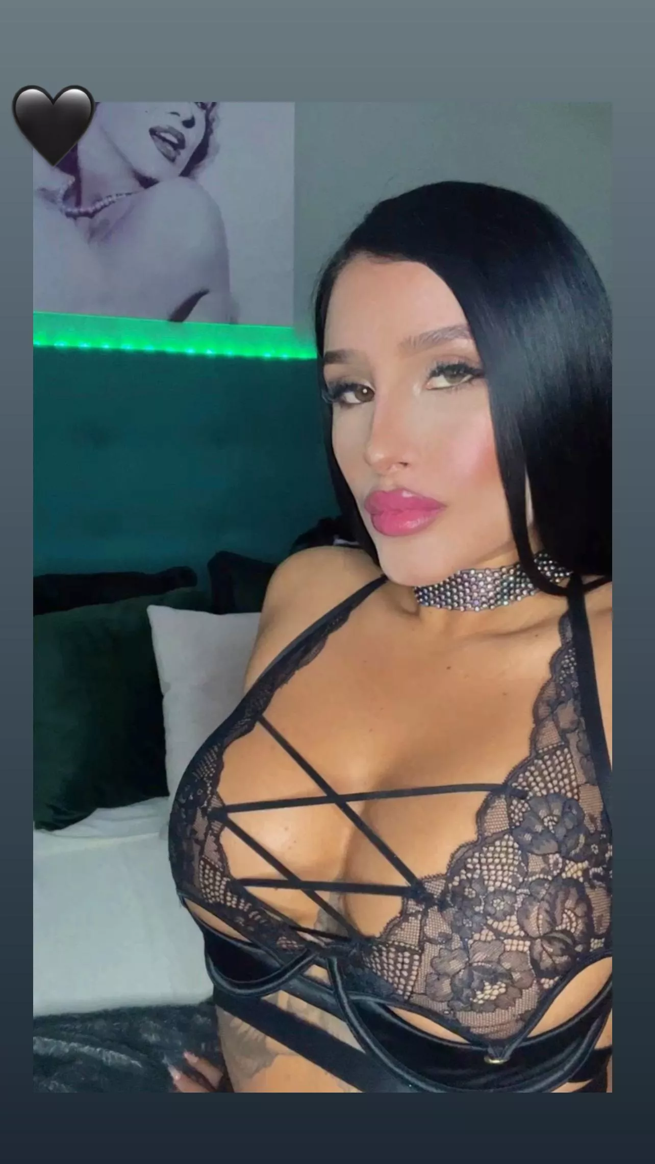 Glamorous like Marilyn posted by sweetvalerixxx