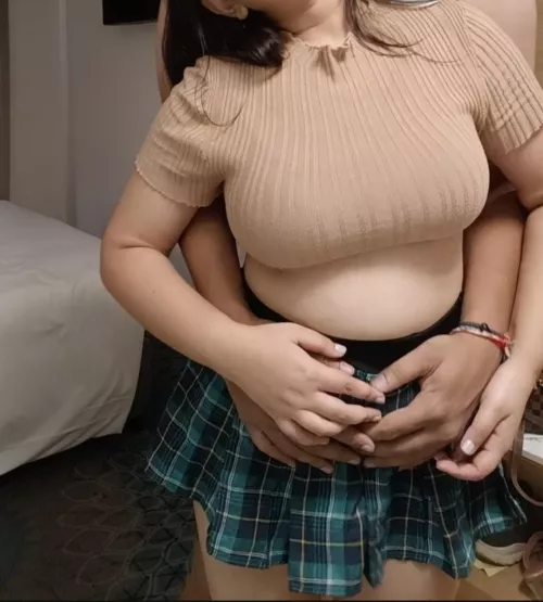 I love my petite and busty girl 💋 by Maleficent_Silver_80