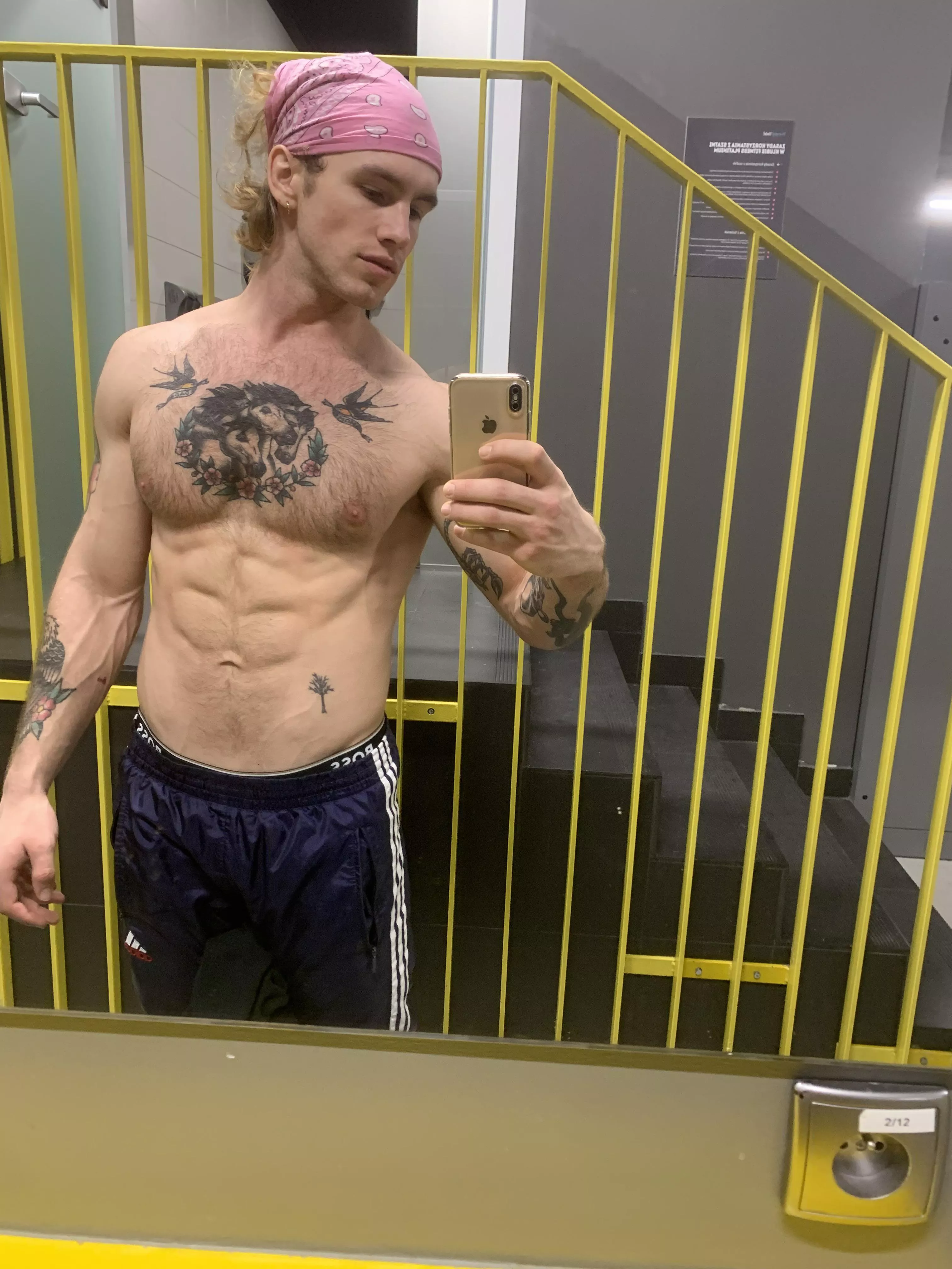 Idk why i get stared so much at the gym posted by haael12