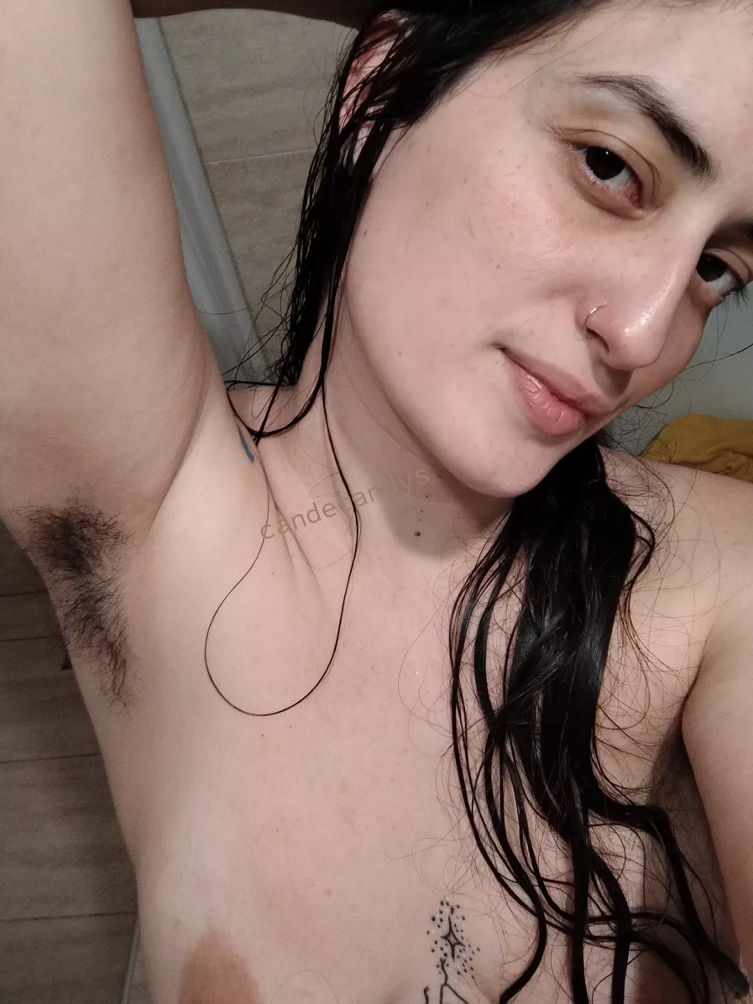 I'm waiting a really lover of hairy body 😸 posted by candecandys