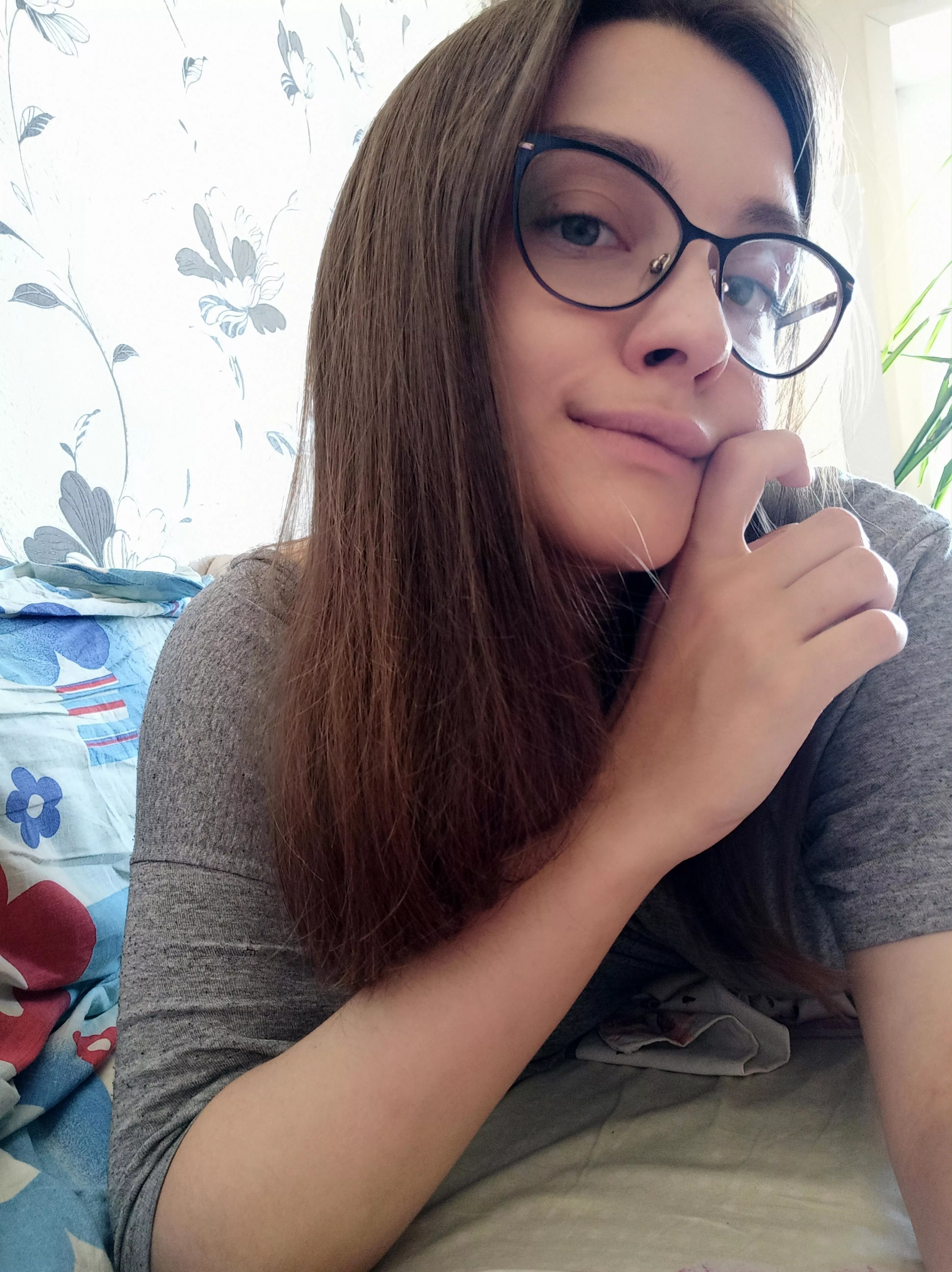 It's a nice day today ✨ posted by Honey_69_