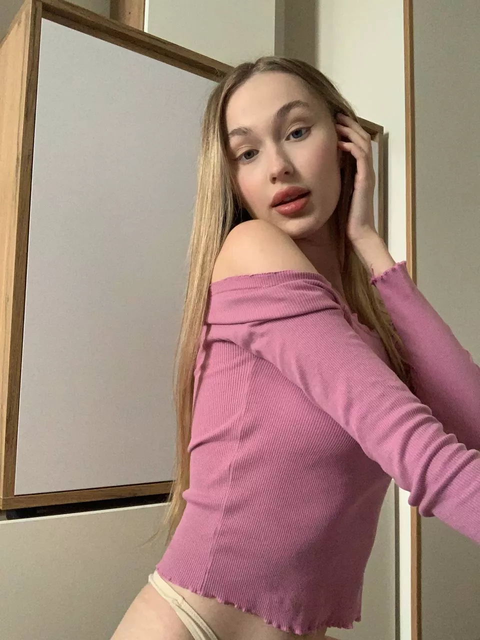 Let me know if Im ur type [f] posted by lubojw