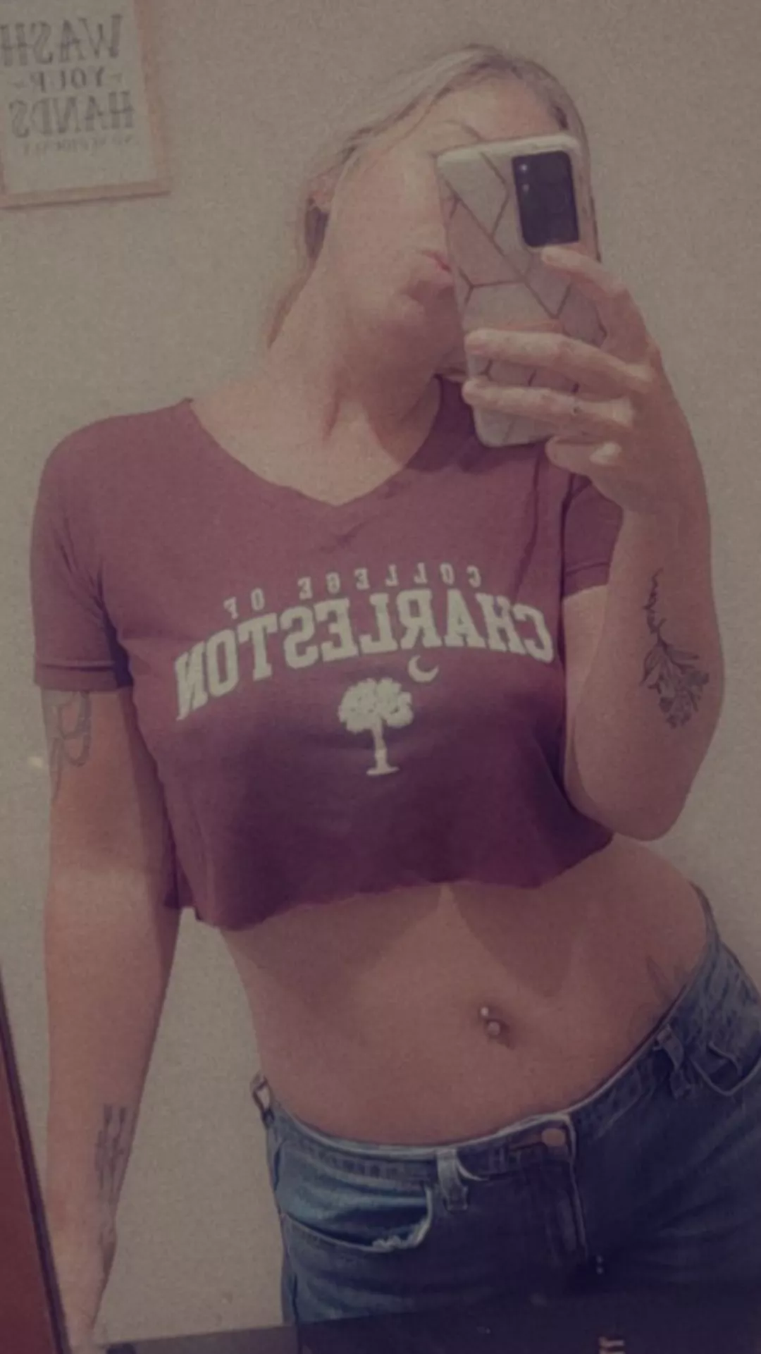 New crop top 😊 posted by dracaryslovies