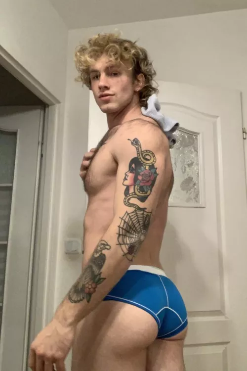 Slap me without hesitation by haael12