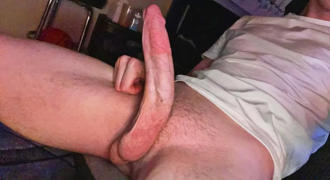 The boner of a stoner 😎😎😎 posted by Jaxbigdeck8