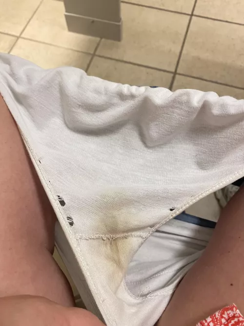 Vacation granny panties… they’ve been worn a time or two.. [selling][US] by PrincessDimples77