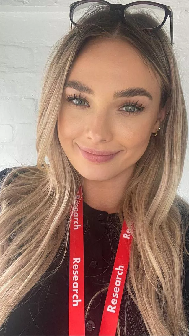 Who remembers the hot paramedic? posted by bdbtdsl