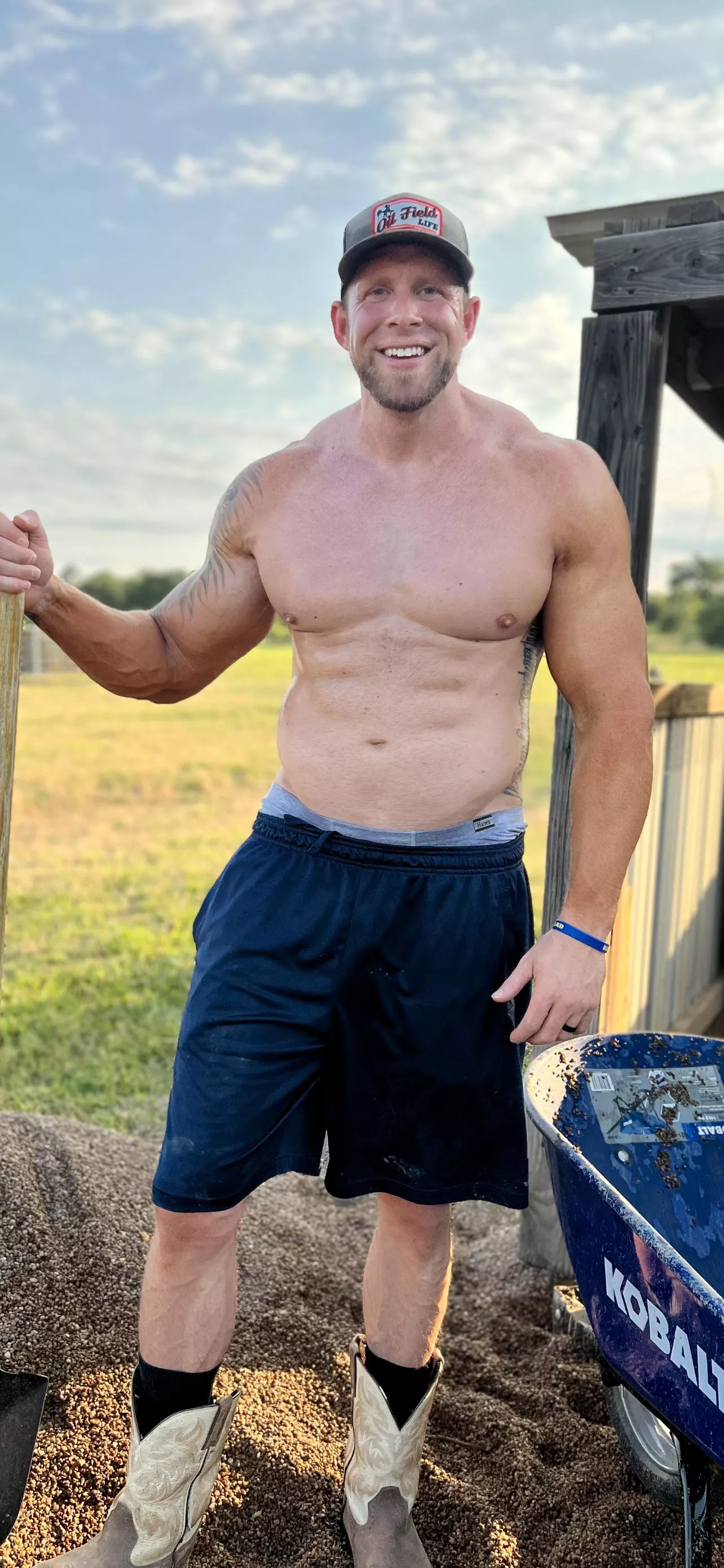 Anyone like a little country muscle posted by Big_Muscles_N_More