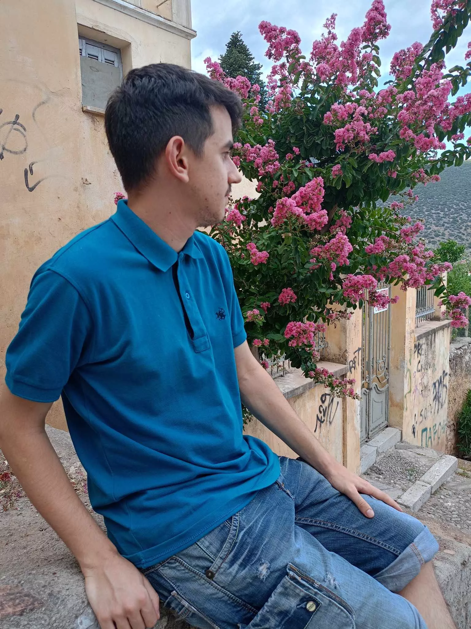 boyfriend material! hahahahh posted by Axaxou