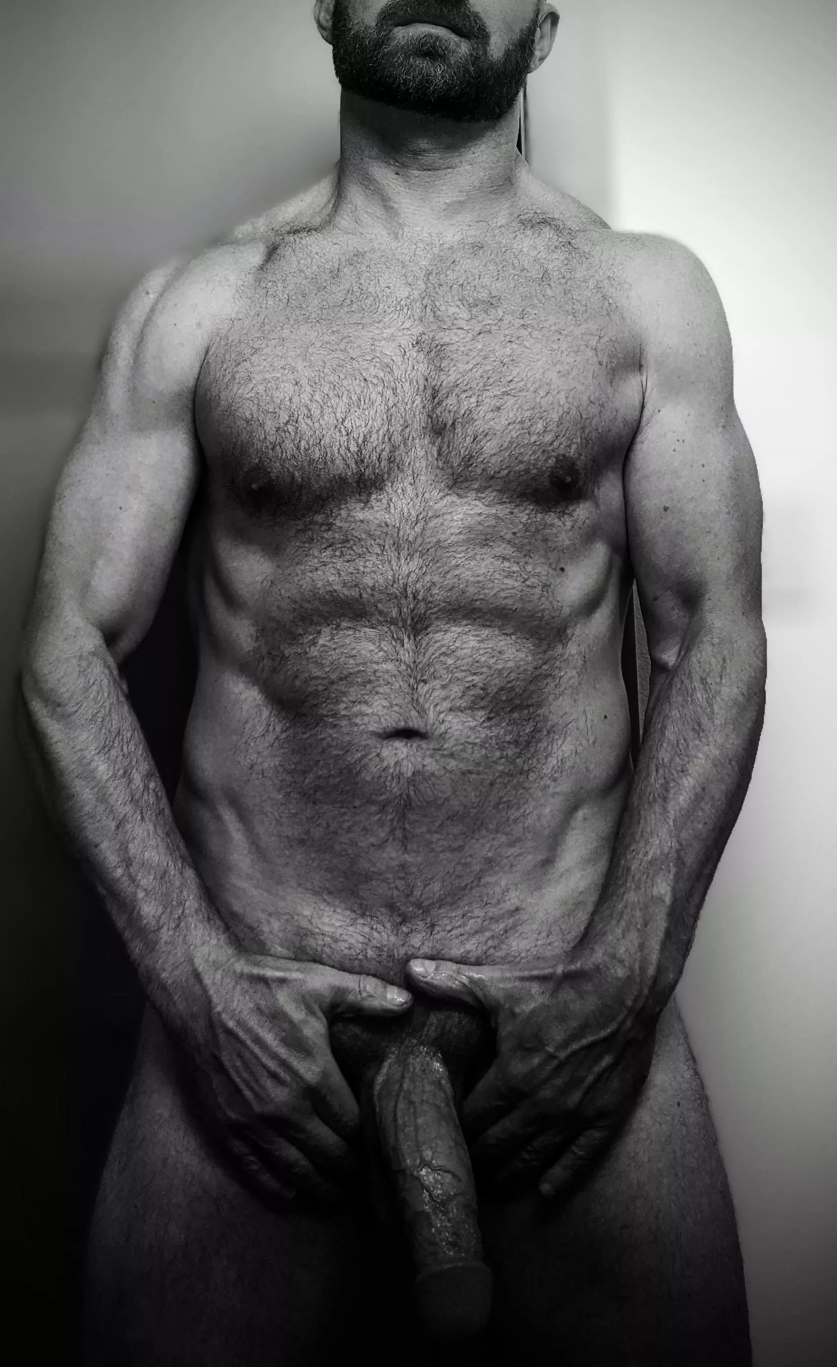 Feeling [M]anly post workout...[45] posted by StrictObedience