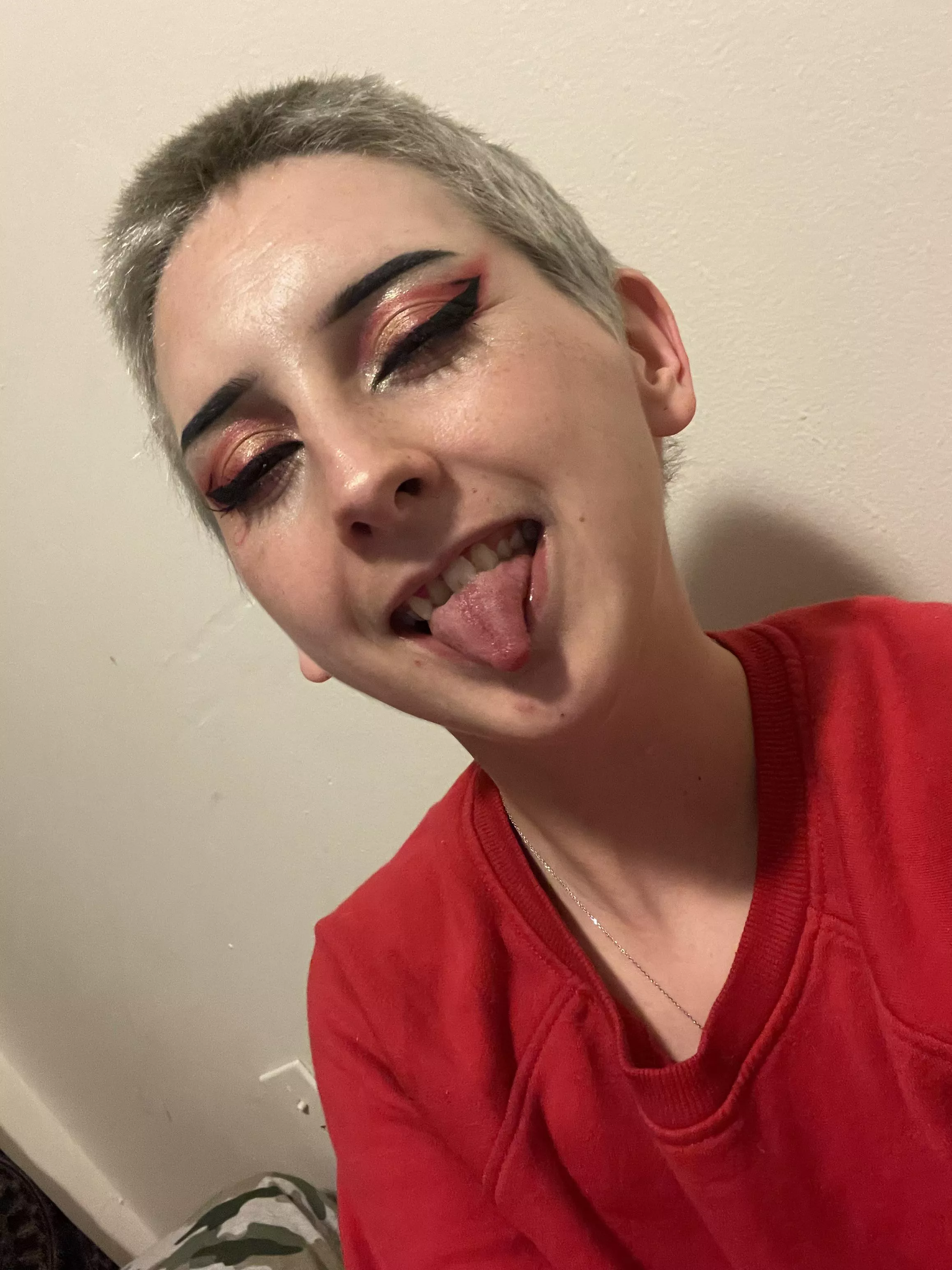 Happy horny friday posted by RealKreamySlut