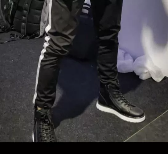 Help ID Boots by Diablo_A