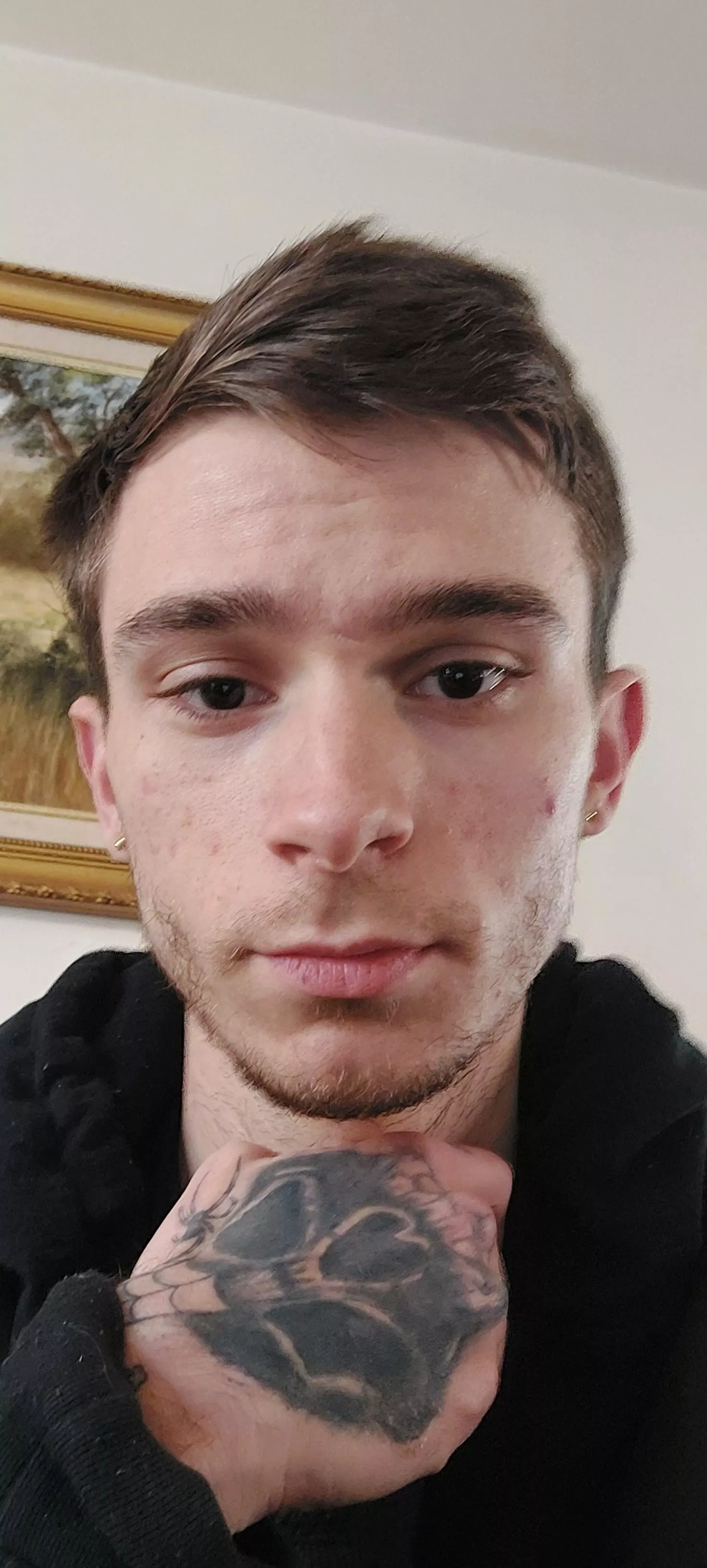 Hey there posted by Acrobatic-Bake2084