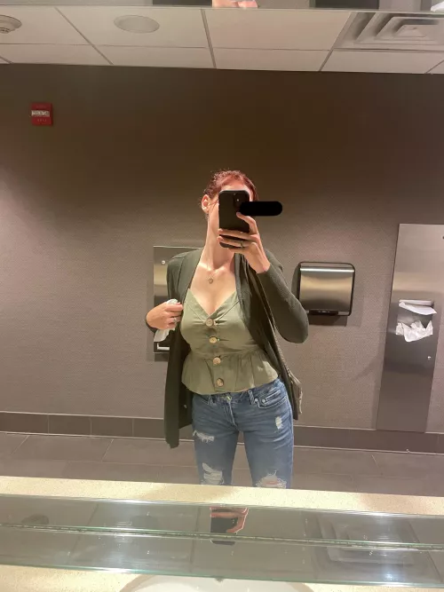 Mom jeans on point [f] by Cay_Bakes