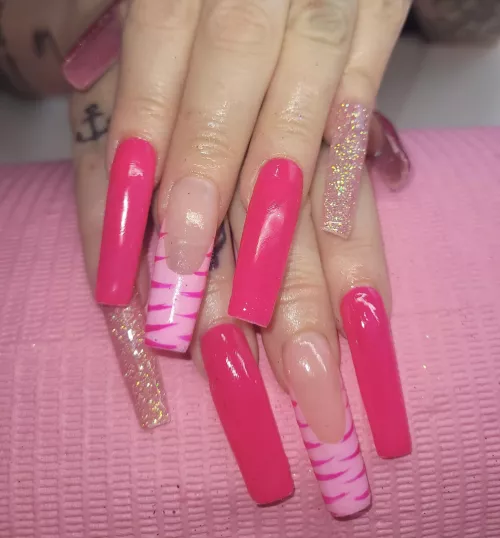 My longest nails so far by laylabimbo