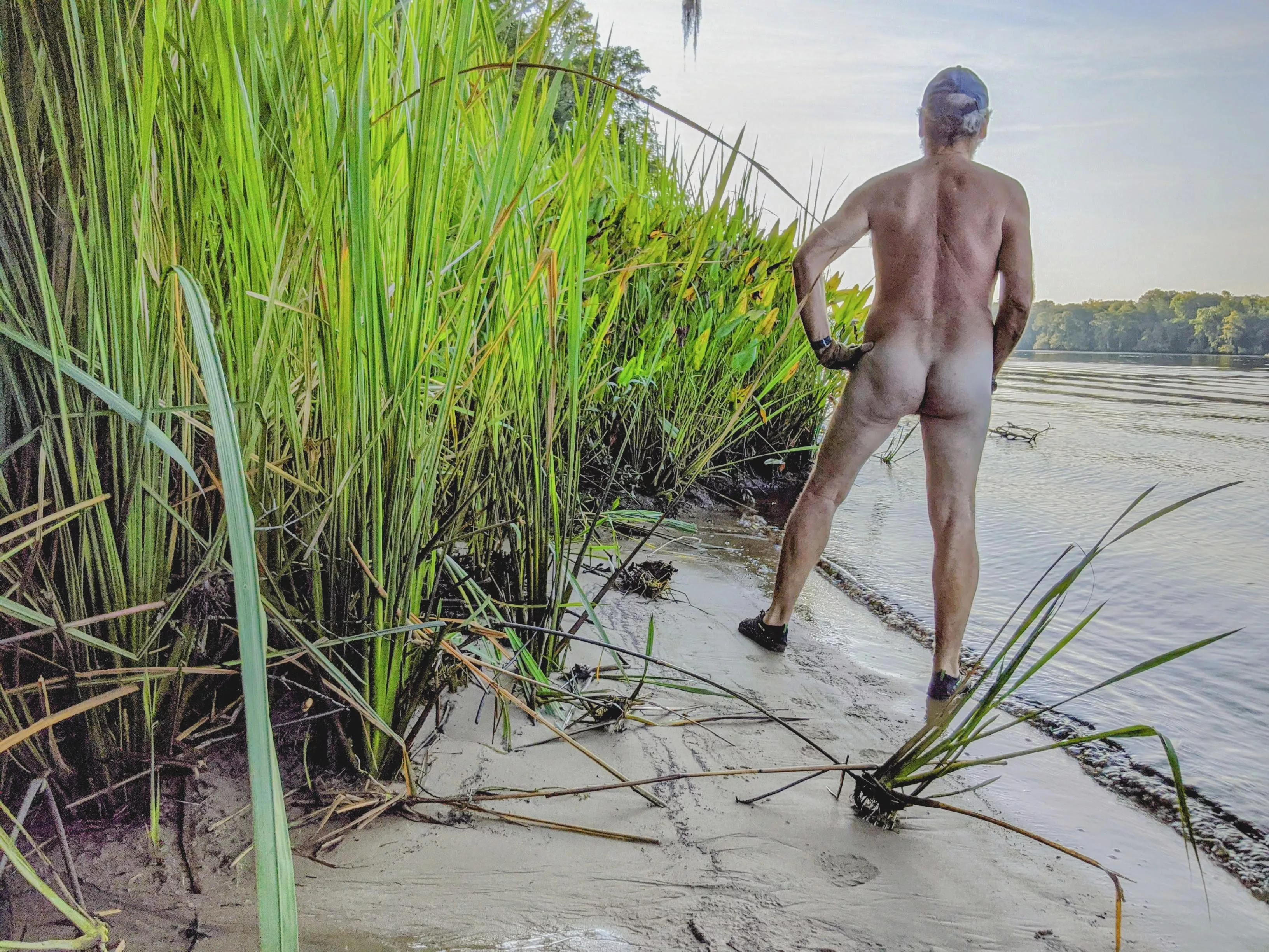 Nude down by the river posted by oldsearcherreturns