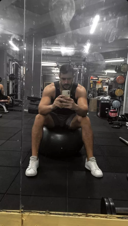 Padam? by SedentaryPedant