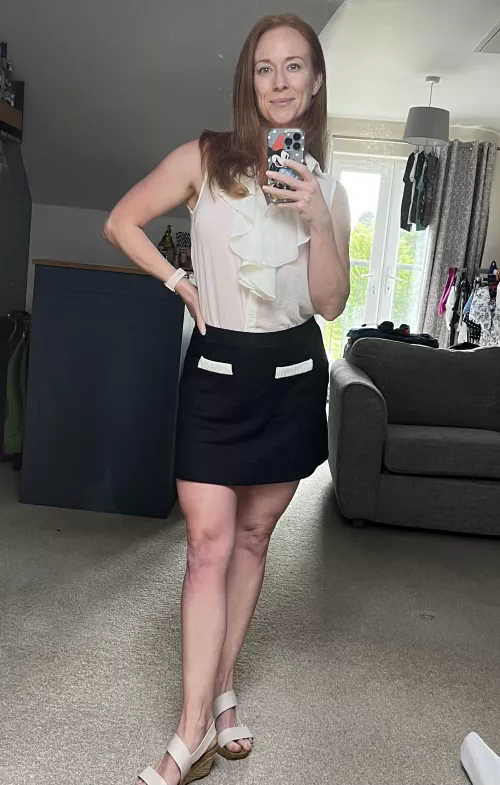 Post work Selfie 👔 by GingerPollyAnna8669