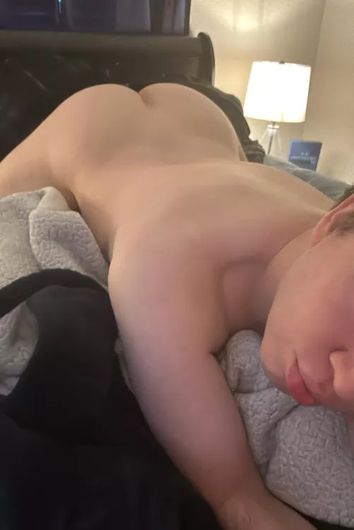 Ready for you to slide inside me by freenx