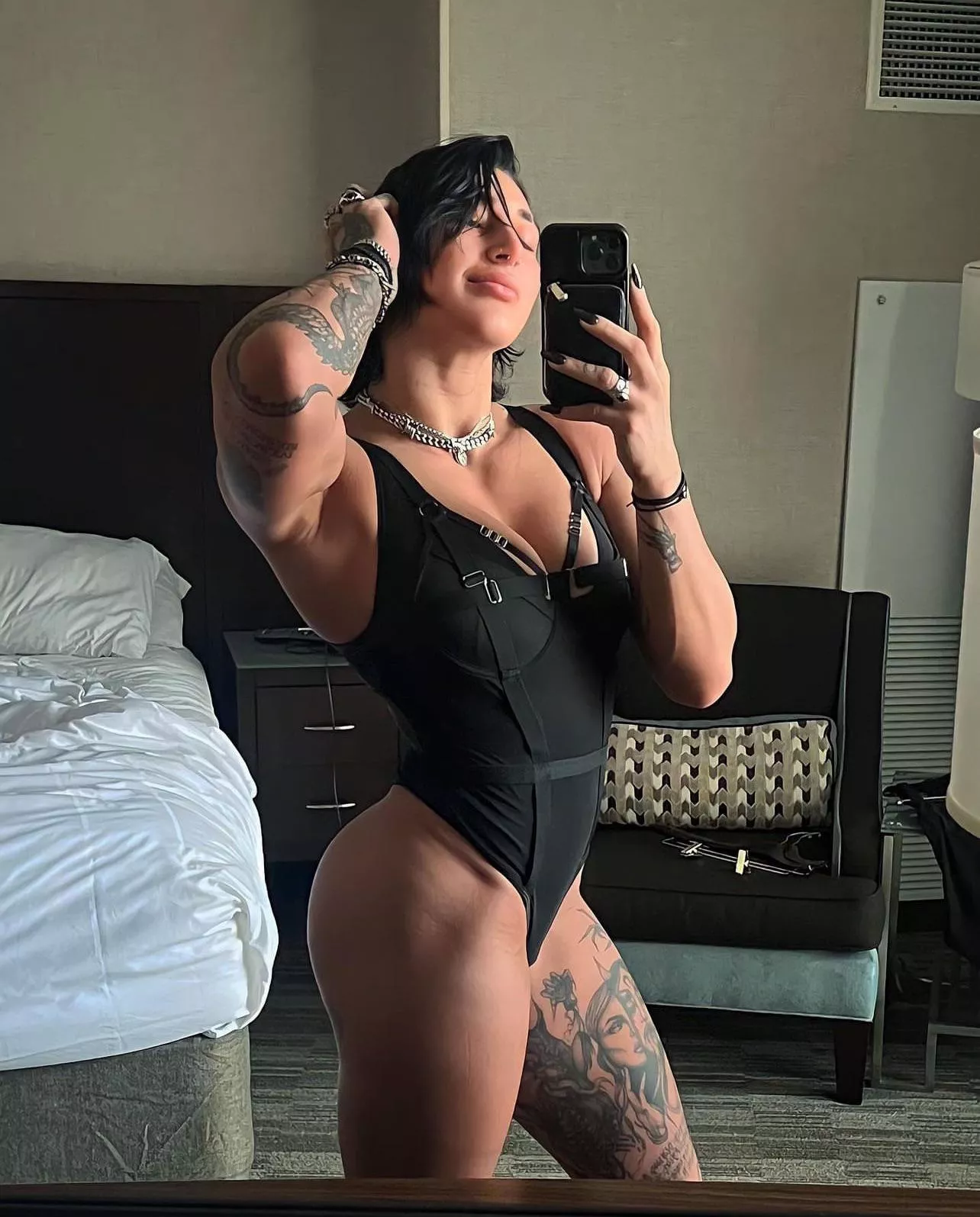 Rhea Ripley nudes | GLAMOURHOUND.COM