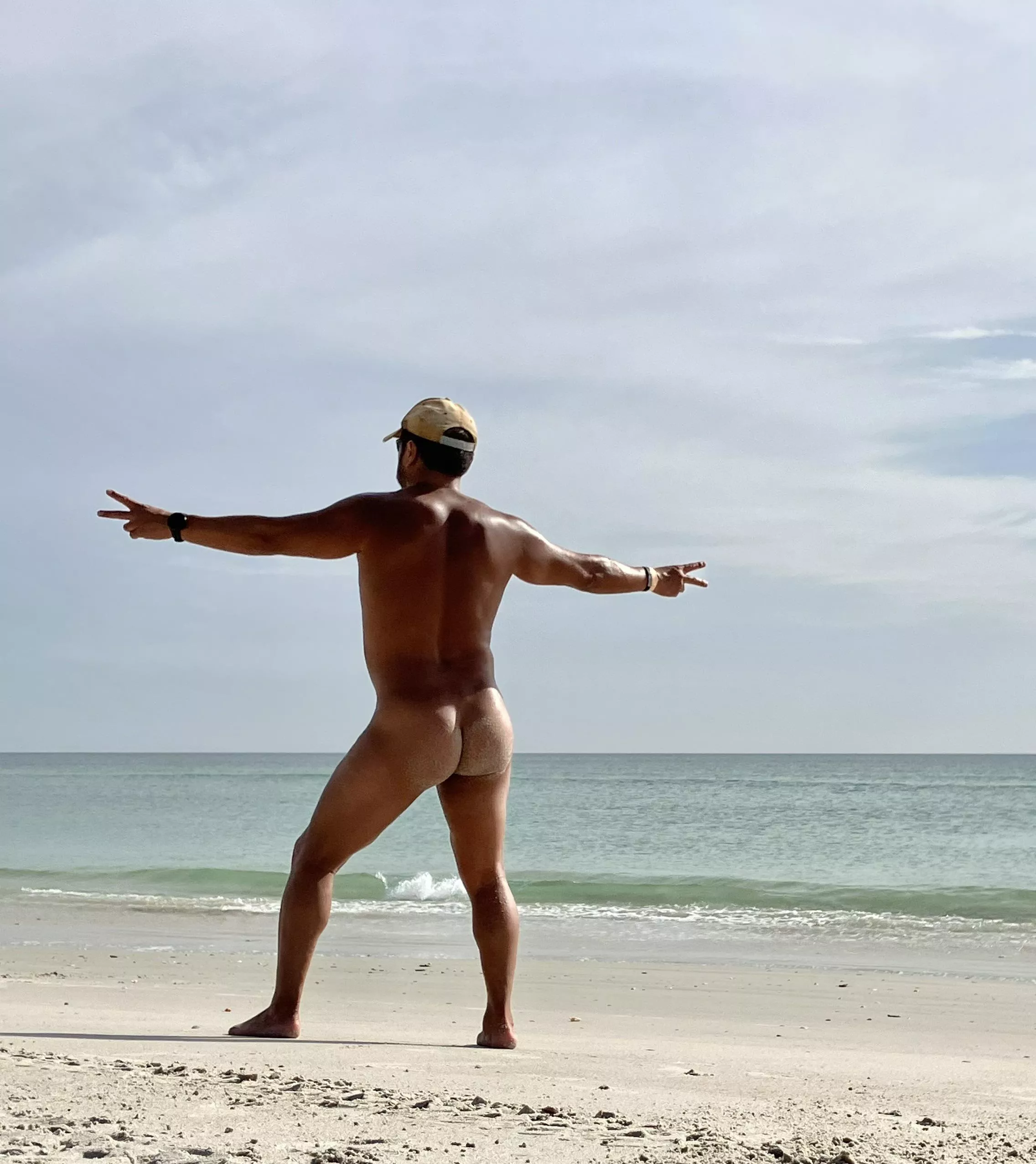 Sea breeze and sun feel great posted by YuminHa