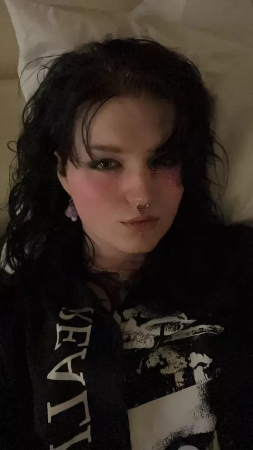 Some one told me I was a scary. What do u think ? by MxCreature1