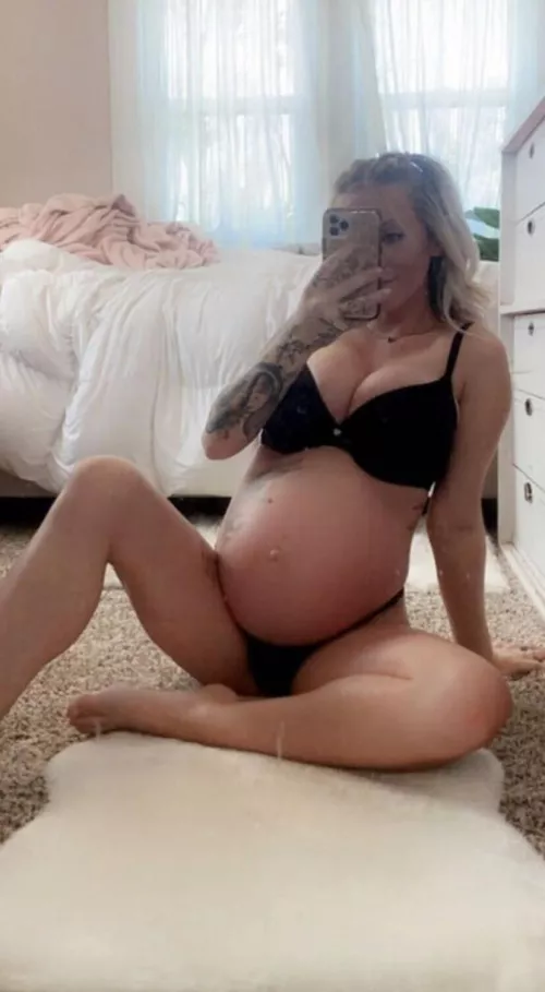 Would you stare? by lexeriks