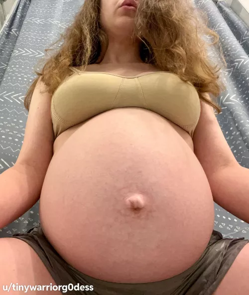 30 weeks ✨ How do you like this angle? by tinywarriorg0dess