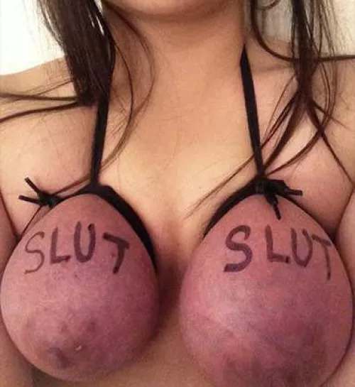 Can girl spend a day like this & wear normal top?? by Mysterious-chd