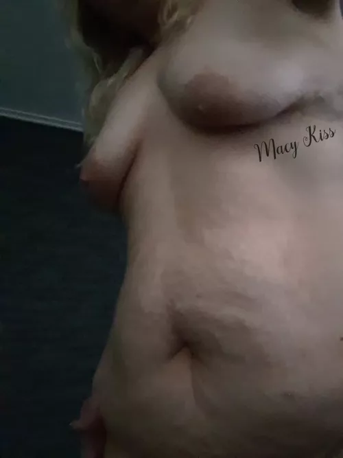 Cum to bed with momma.. by MacyKiss