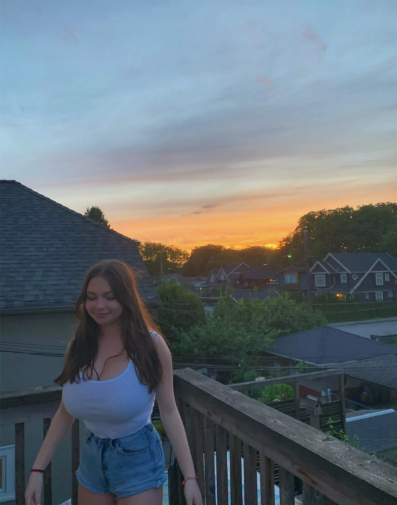 Curves posted by Additional-Photo-252