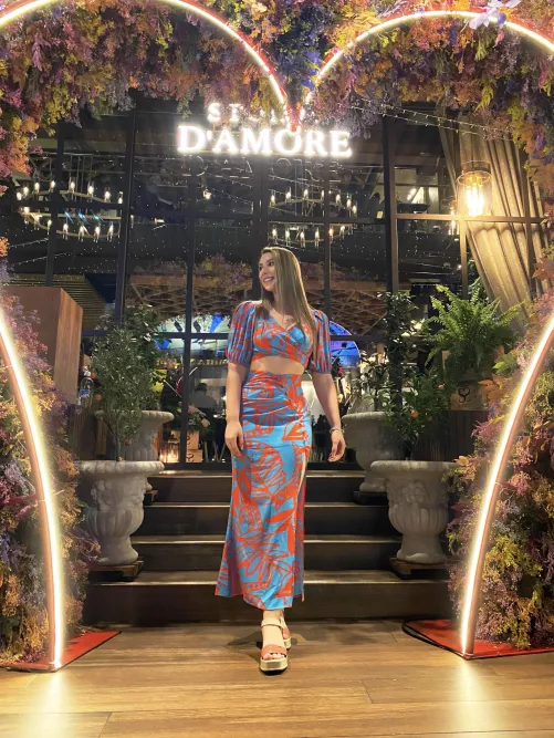 Do you want to go out on a date with me? by ThoroughMusician