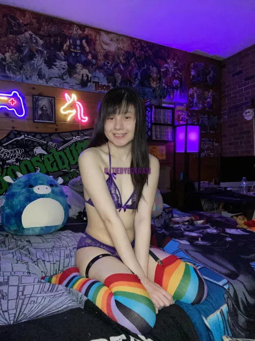 Does my nerd den look very cozy enough to [F]iddle around in multiple times? by tiedyedkrasi