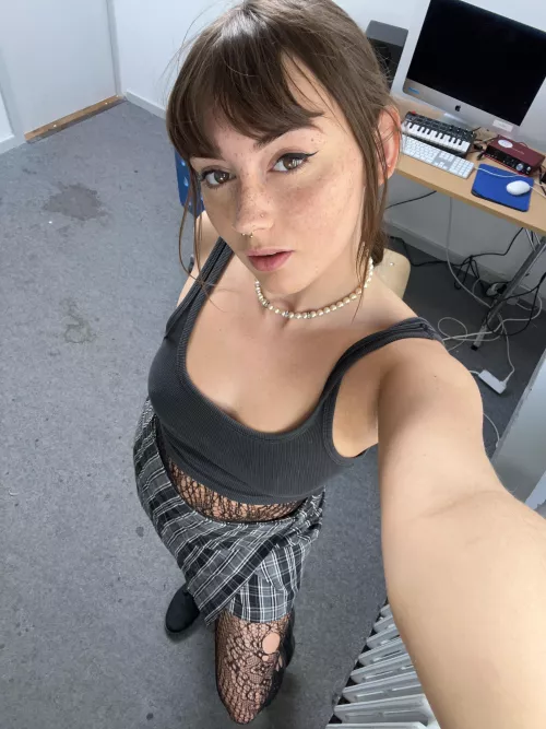 [domme] I really need to humiliate something ! Help me by KaleidoscopeCivil187