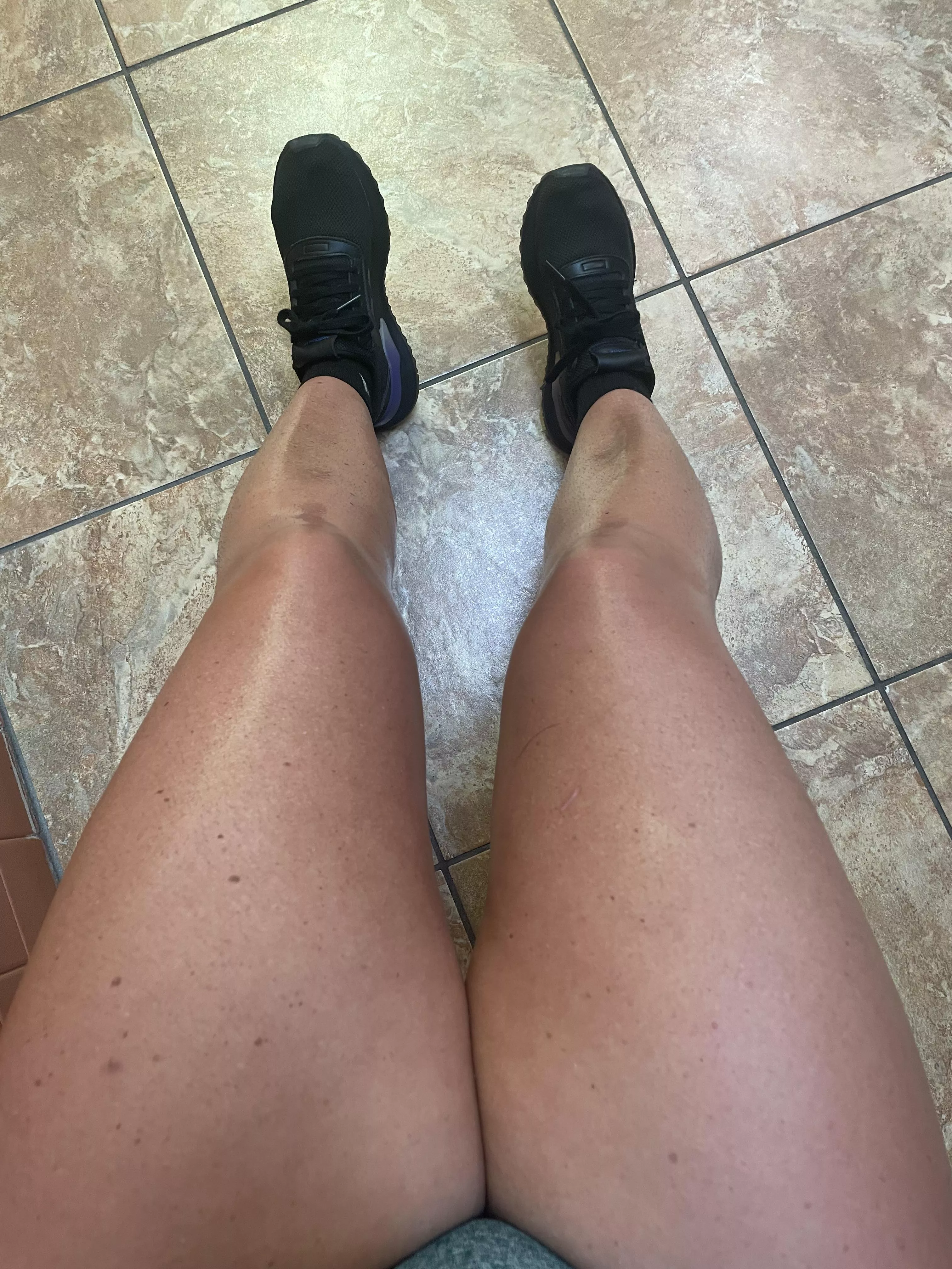 Even my shins sweat💦 posted by Buttcheeksnbarbells
