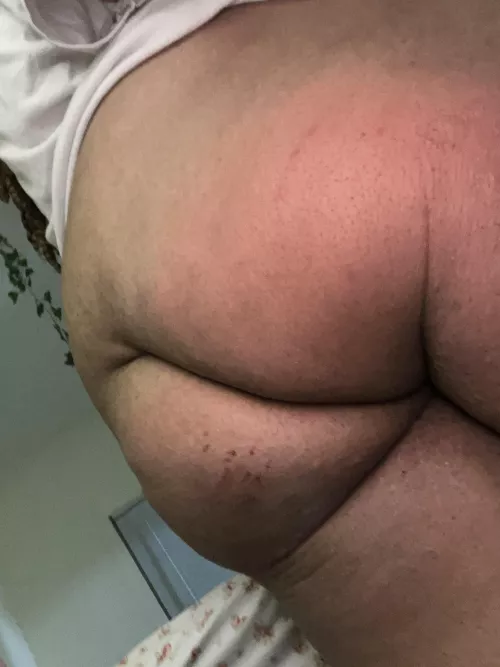 i need my bottom spanked instead of doing it myself ! by sophiepics