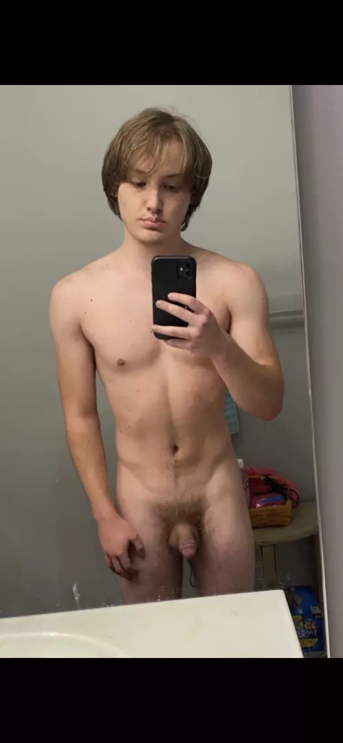 I’m really tiny by Organic-Ad-6602