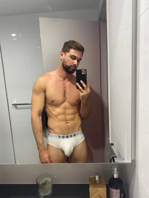 In need of some company tonight. Hmu 😎 by seacomposer96