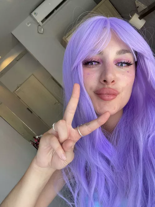 Just sit back and watch me by Lolinafg