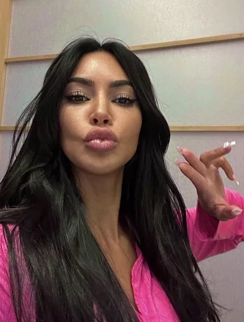 Kim 😵‍💫 by Super-Possibility-82