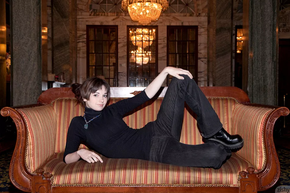 Lily Gardner posted by RaymondLeggs