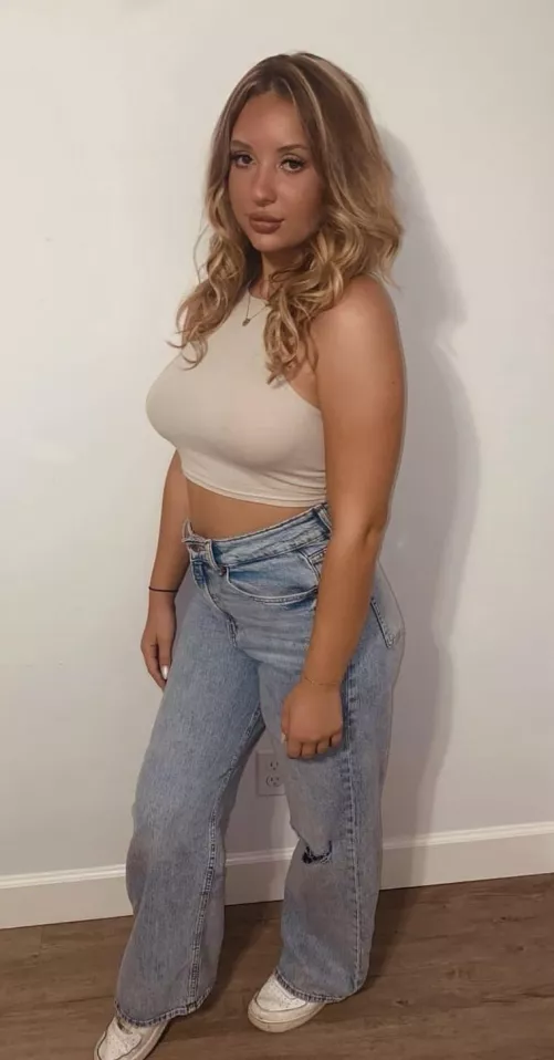 Love this outfit by Isabella_Lauren_Cuck